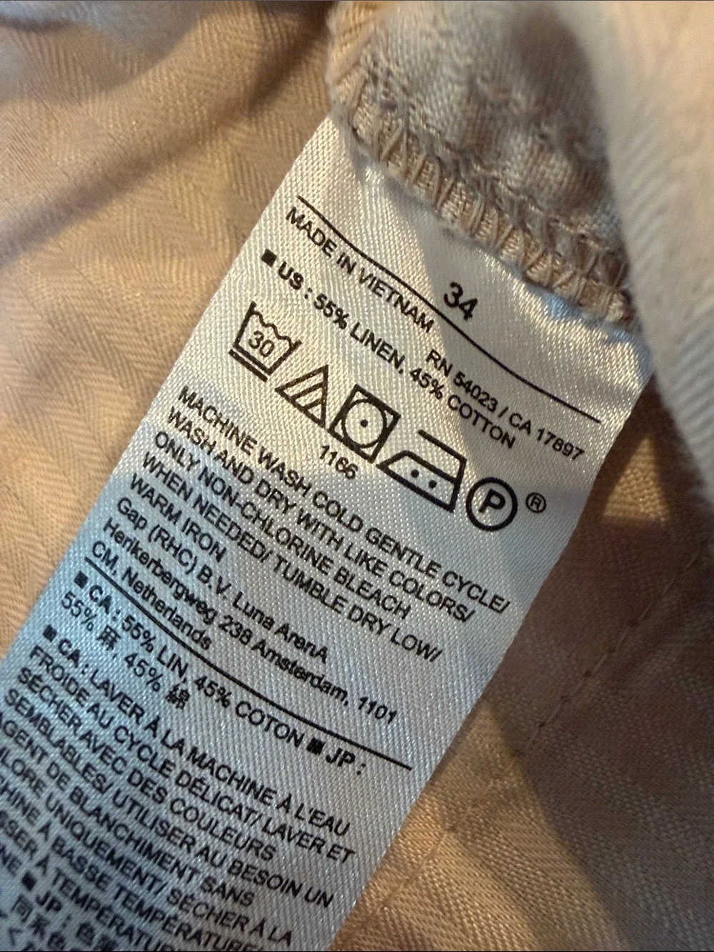 Banana Republic Men's Light Tan Flat-Front Shorts